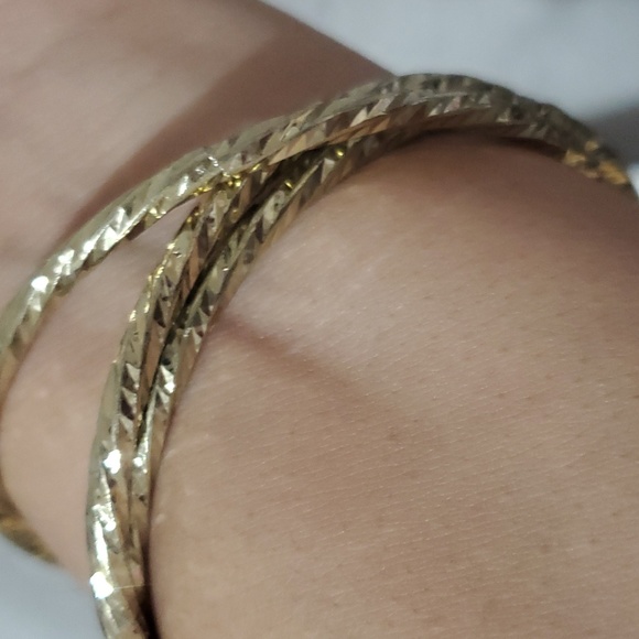 Bracelets - Picture 2 of 2